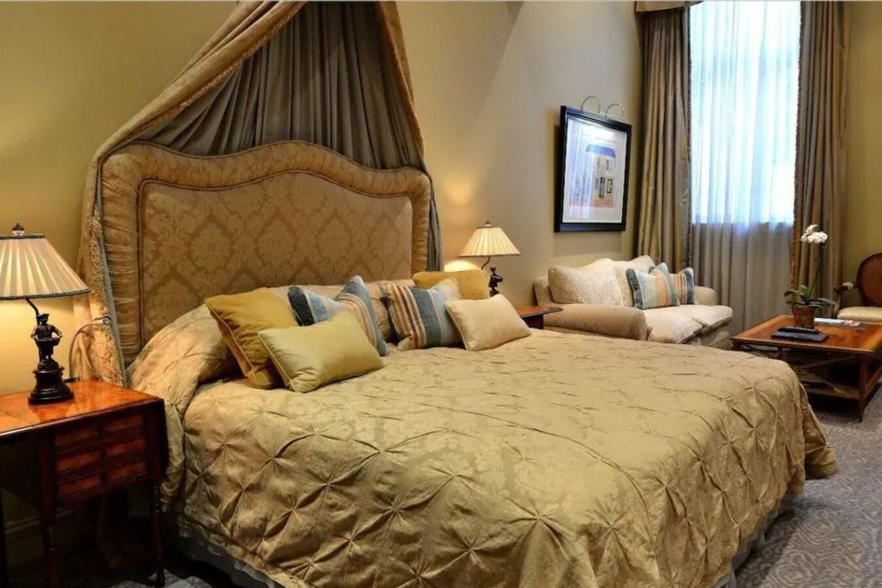 Monarch Hotel Johannesburg Bagian luar foto