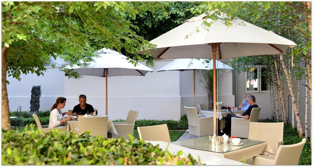 Monarch Hotel Johannesburg Bagian luar foto