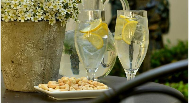 Monarch Hotel Johannesburg Bagian luar foto
