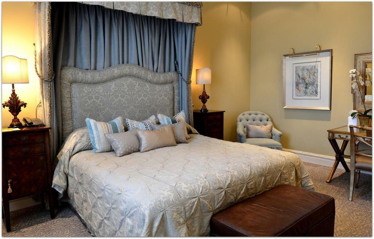 Monarch Hotel Johannesburg Bagian luar foto