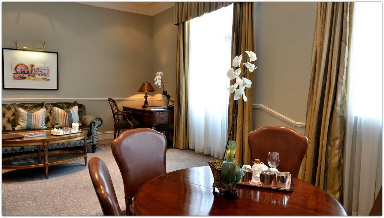 Monarch Hotel Johannesburg Bagian luar foto