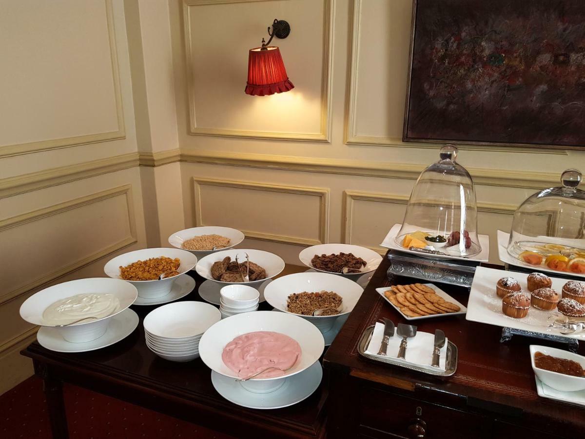 Monarch Hotel Johannesburg Bagian luar foto